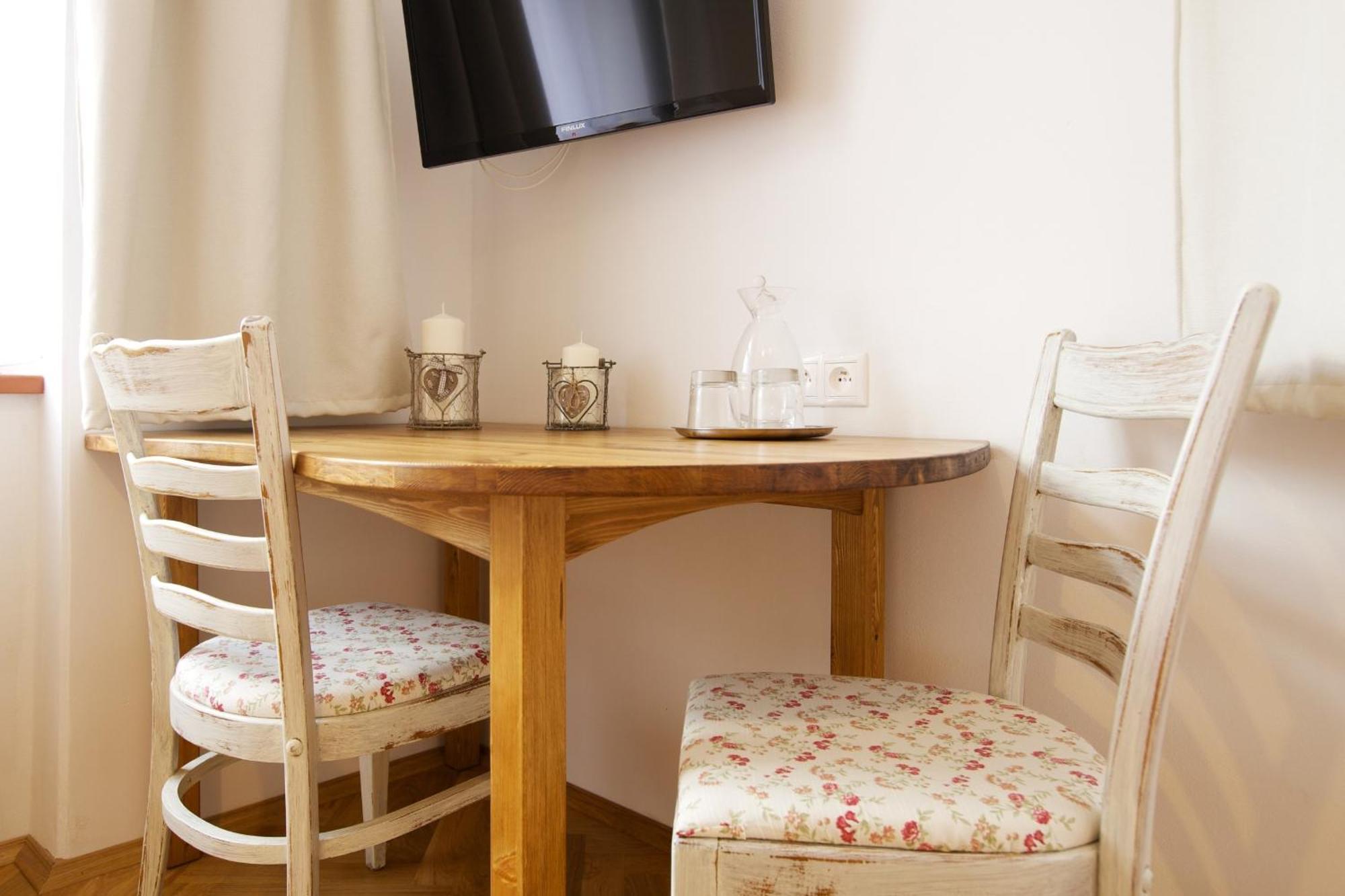 Wellness Penzion U Muzea Liberec Habitación foto